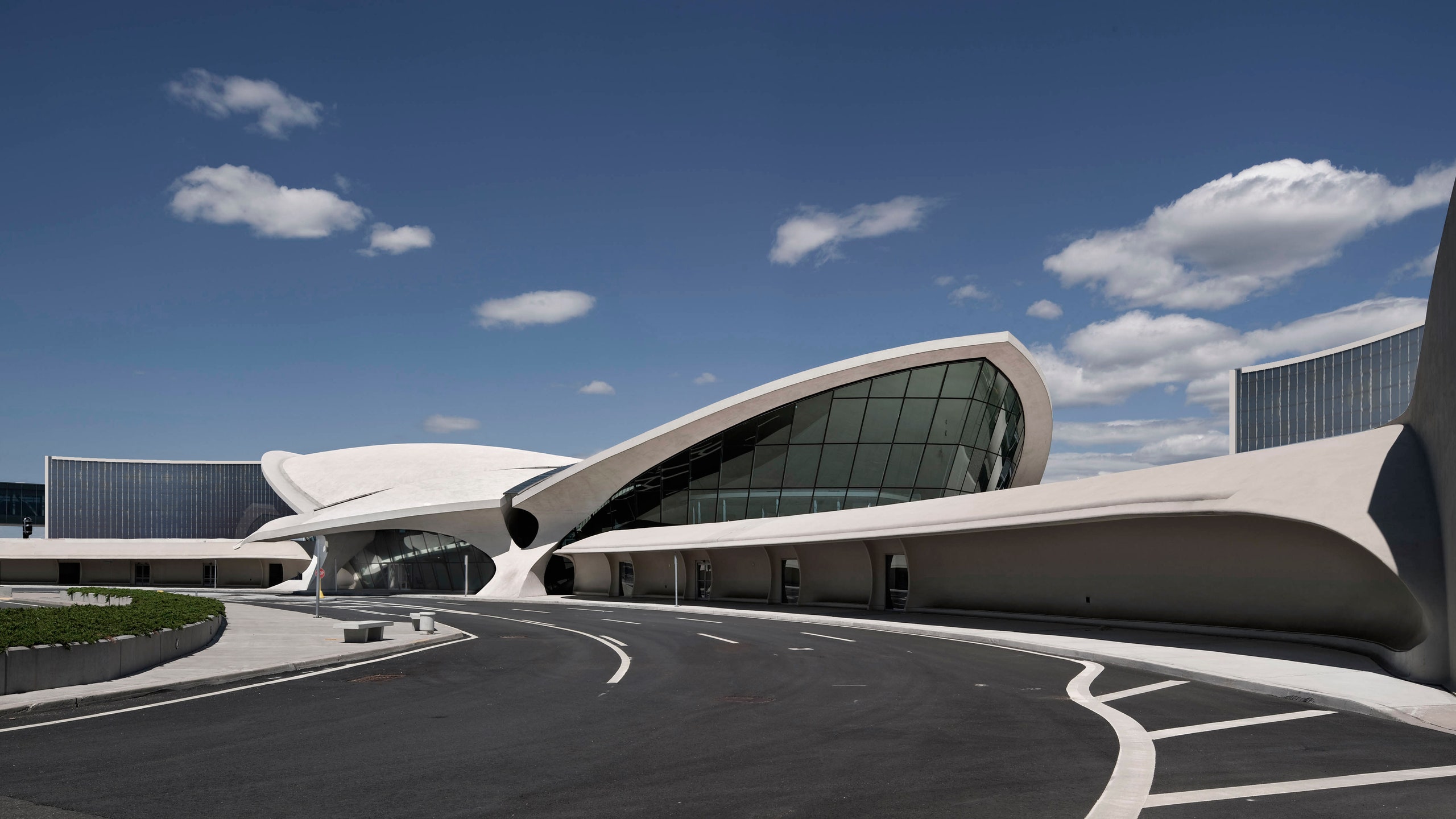 TWA Terminal exterior