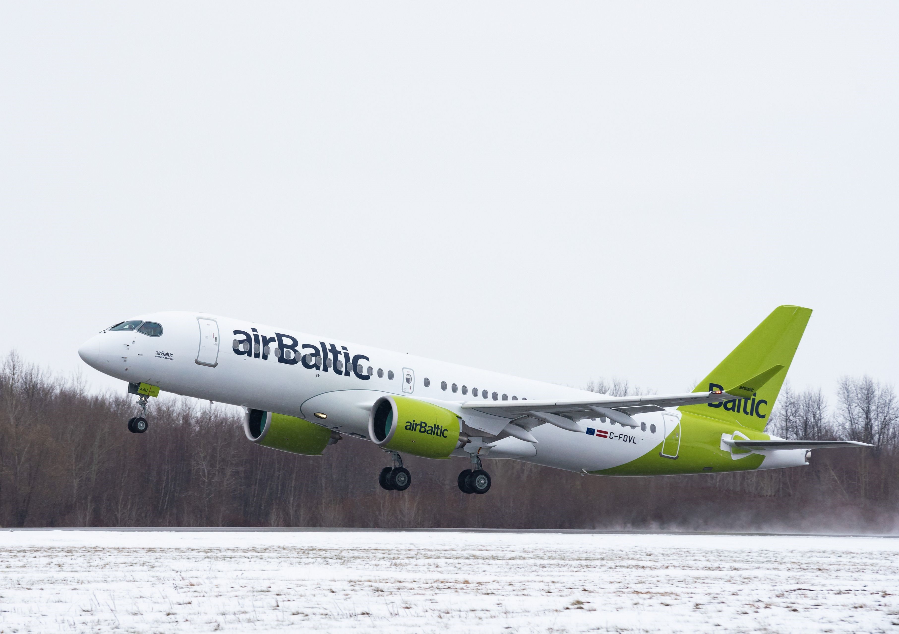 Air Baltic A220