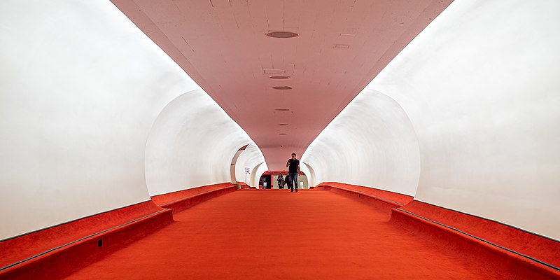 Flight tubes at the TWA flight center