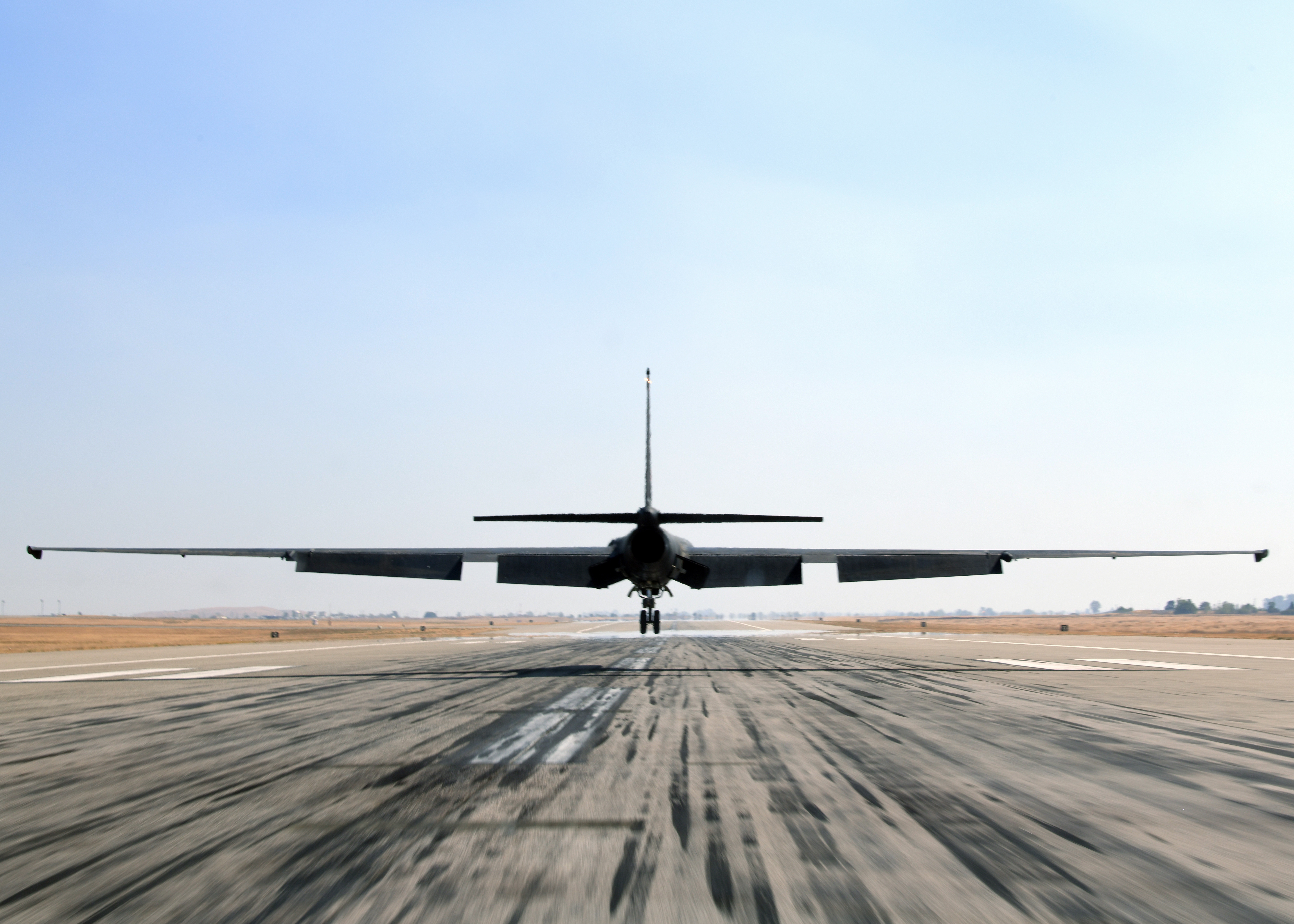 U-2 Landing